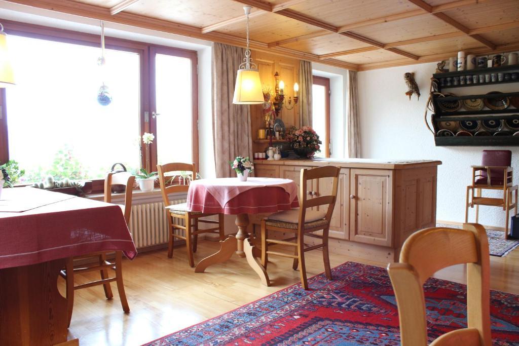 Отель Gastehaus Sagfeiler Бишофсвизен Экстерьер фото