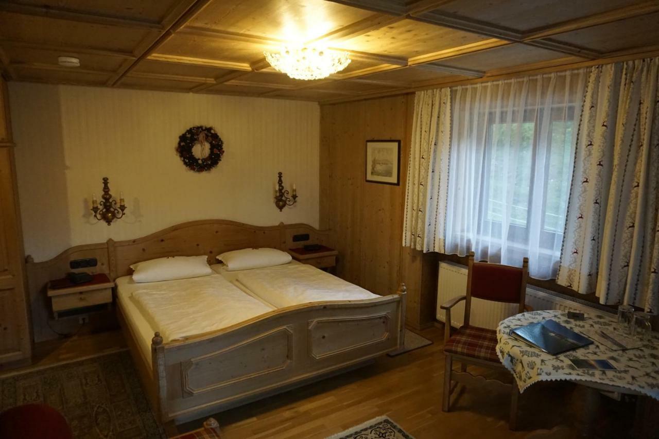 Отель Gastehaus Sagfeiler Бишофсвизен Экстерьер фото